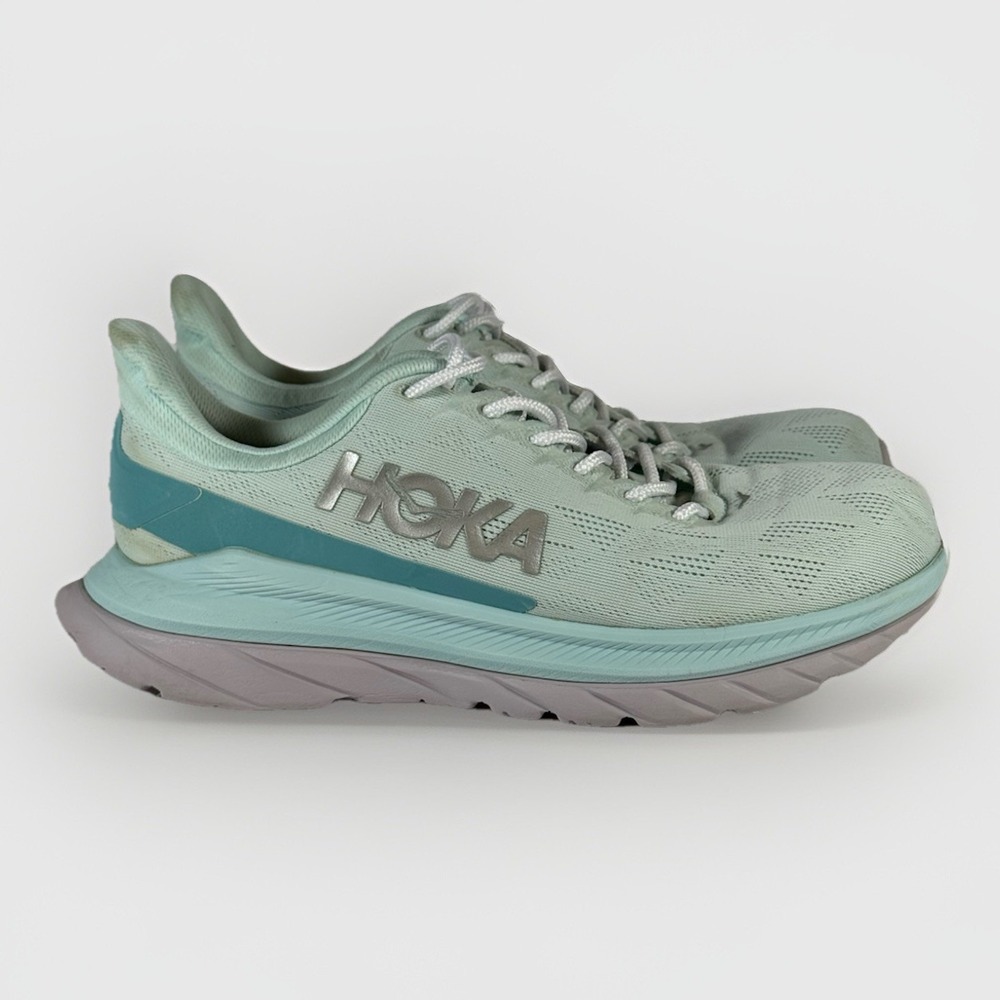 Hoka One One Mach 4 Women's Light Blue‎ Athletic Sneakers Size 9.5B 0062